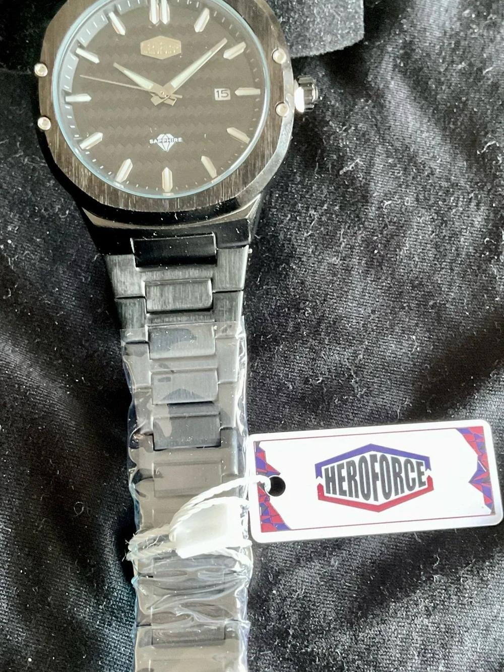 NIB Impressive Heroforce Quartz Watch Gorgeous Woven Pattern Dial +Date